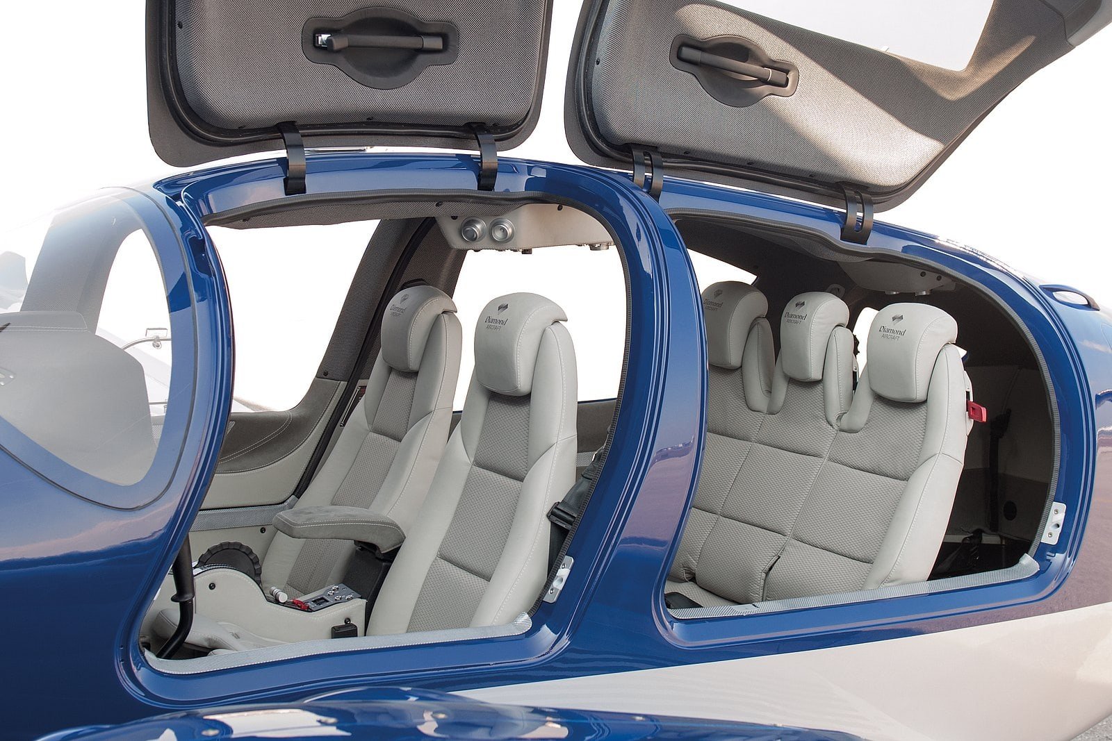 jet privato Diamond DA62